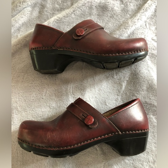 Dansko Clogs - Picture 1 of 6